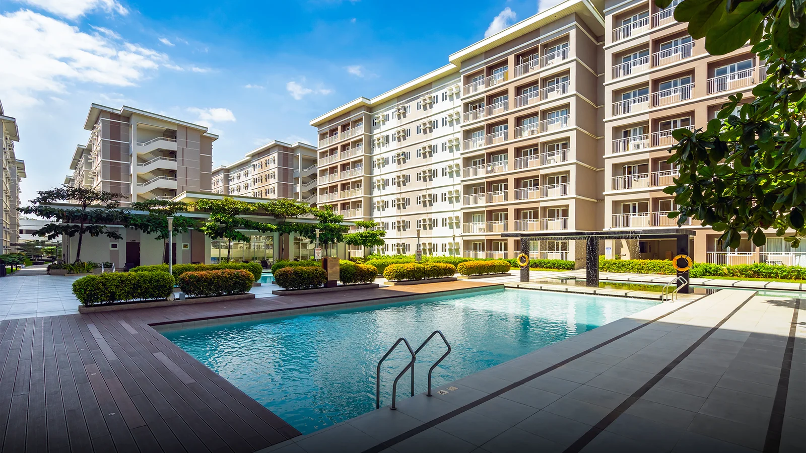 Trees Residences